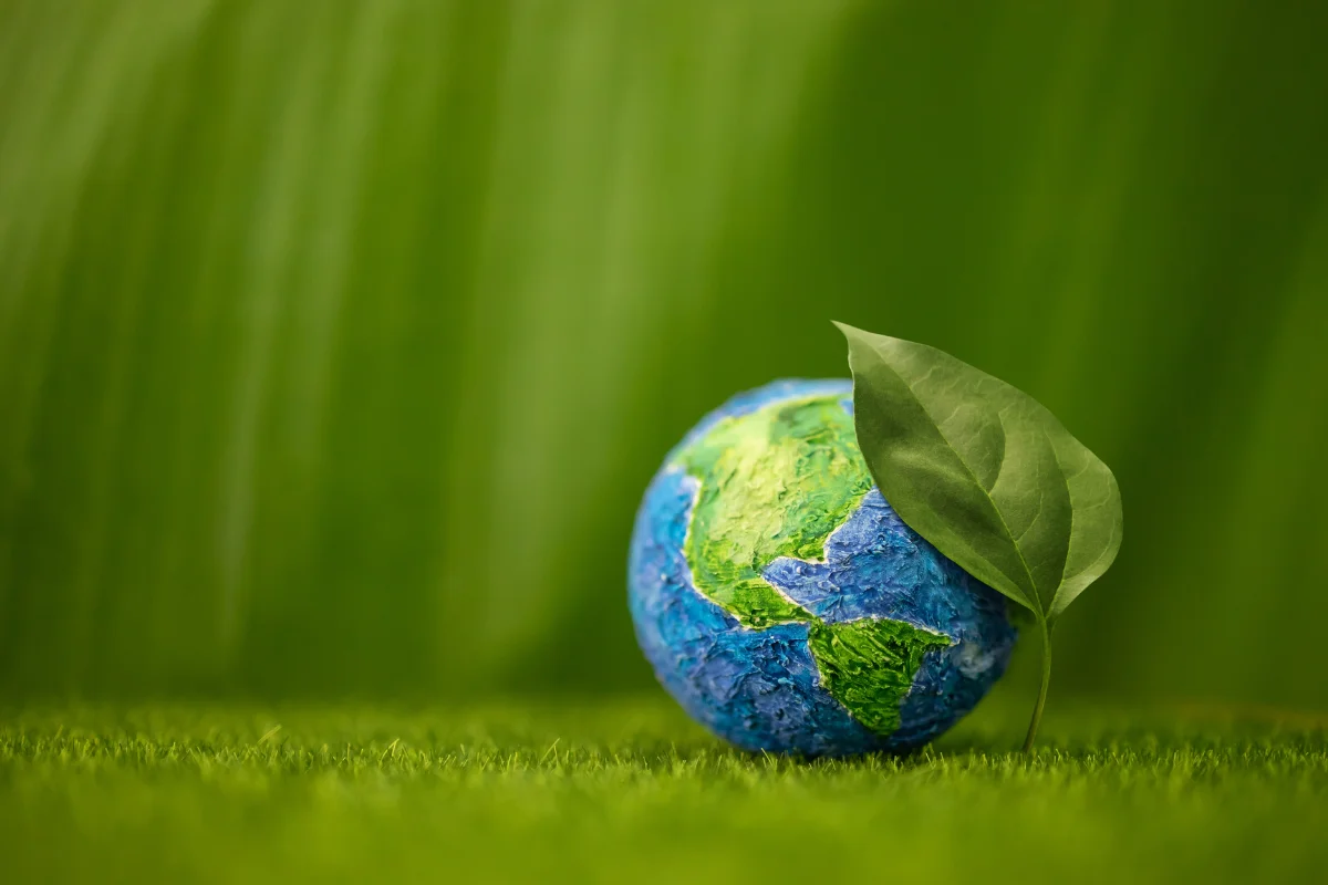 10 Easy Ways to Be More Sustainable this Earth Month